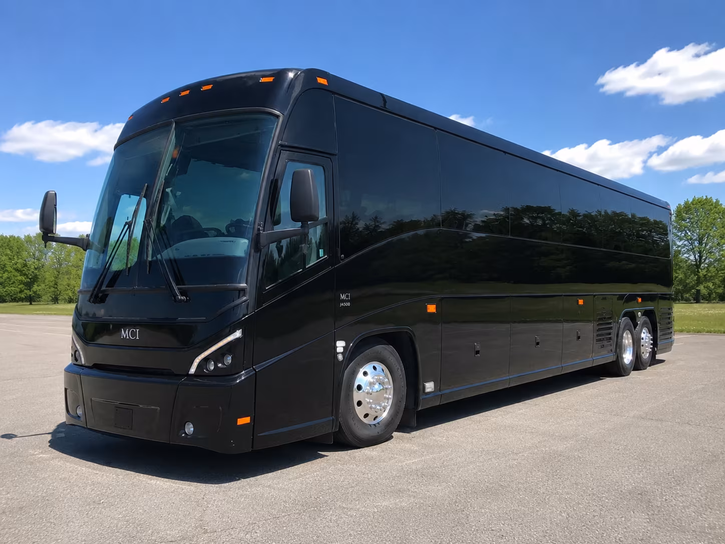 miami charter bus services exterior