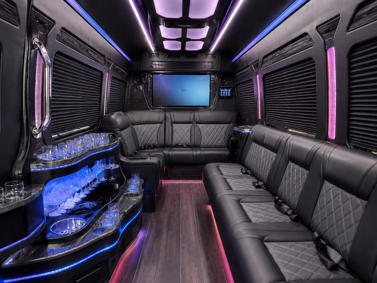 you can count on easy group transfers between mia fll and all of miami s top destinations